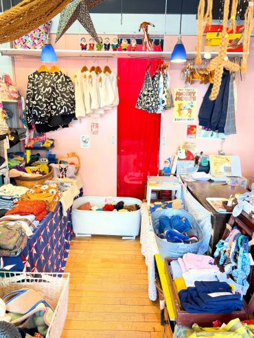 あいにくの雨で、戻りました^_^