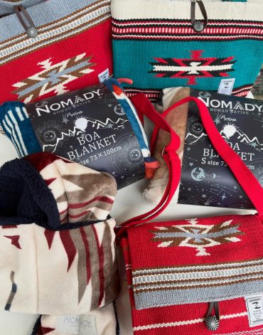 先日横浜の展示会行った時の セレクト品が到着しました。