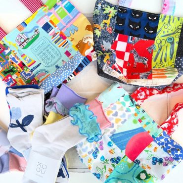 もう半袖も少し並べました♪