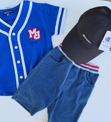 ベースボールシャツ