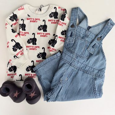 今季のフィクスラボのゆるっとTシャツは猫さんを選びました。